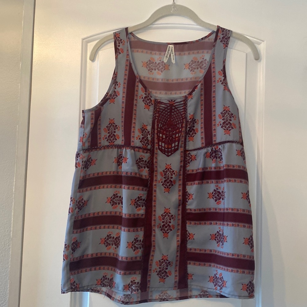 Floral sleeveless blouse
